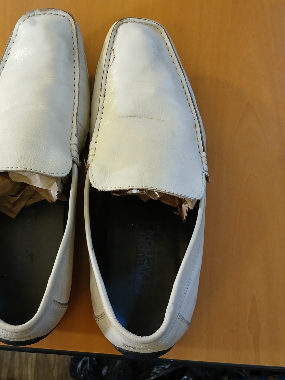 Kenneth Cole Reaction Men’s White Leather Slip-On Loafers SZ 9M Shoes